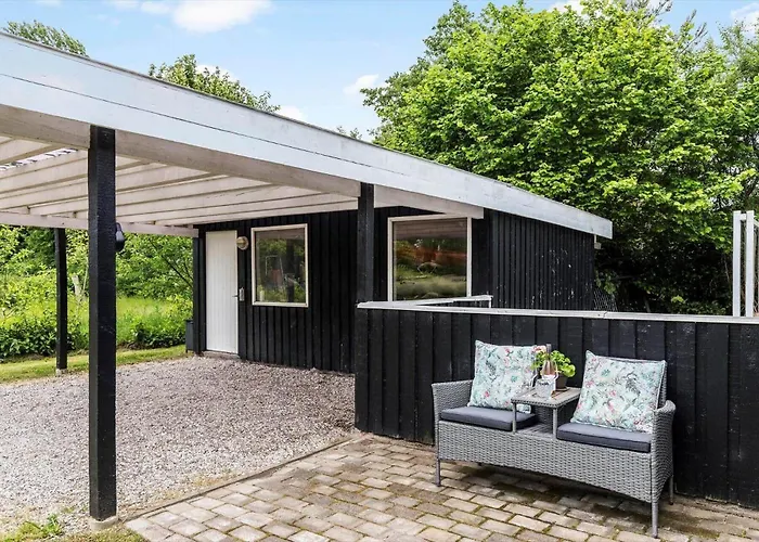 84247-ebeltoft-skovmarvej-13 בית נופש *